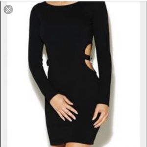 Pointe scoop neck black dress with side cut-outs